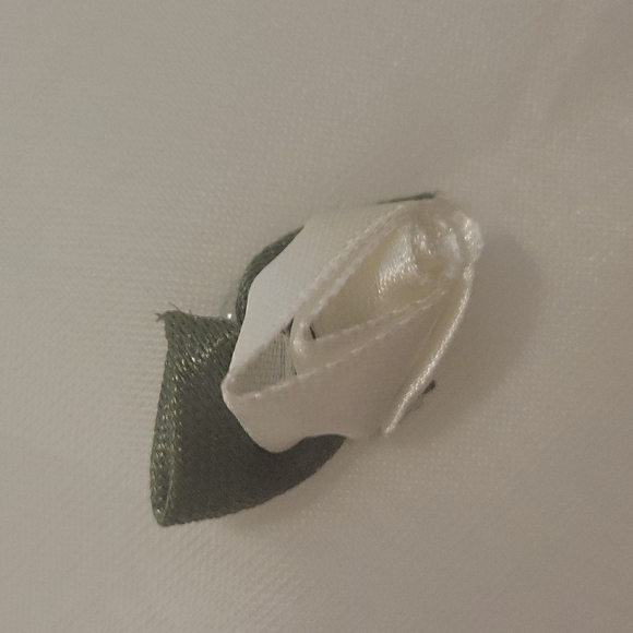 Beautiful cream-colored, formal, sleeveless dress - Picture 2 of 6